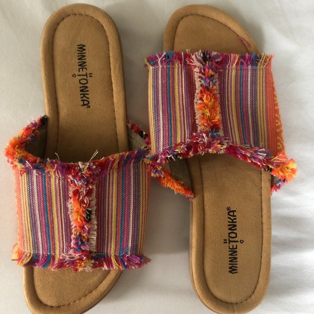Minnetonka Slide-On Sandals in Multicolor